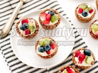 Фруктовые кексы со сливочным сыром из кешью.
